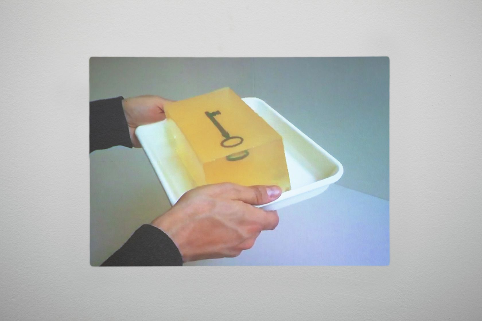 Gabriel Sierra, La apertura del cubo, 2017