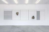 Gabriel Kuri, Punto y línea en paisaje vertical, 2013