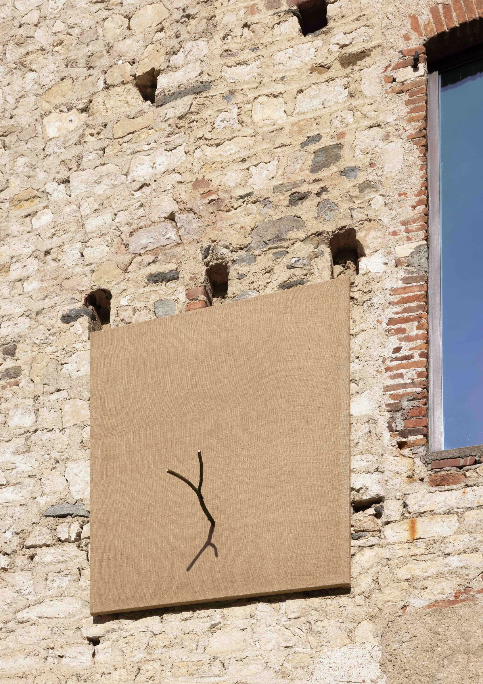 Henrik Håkansson, A Painting of a Bird #004, 2023