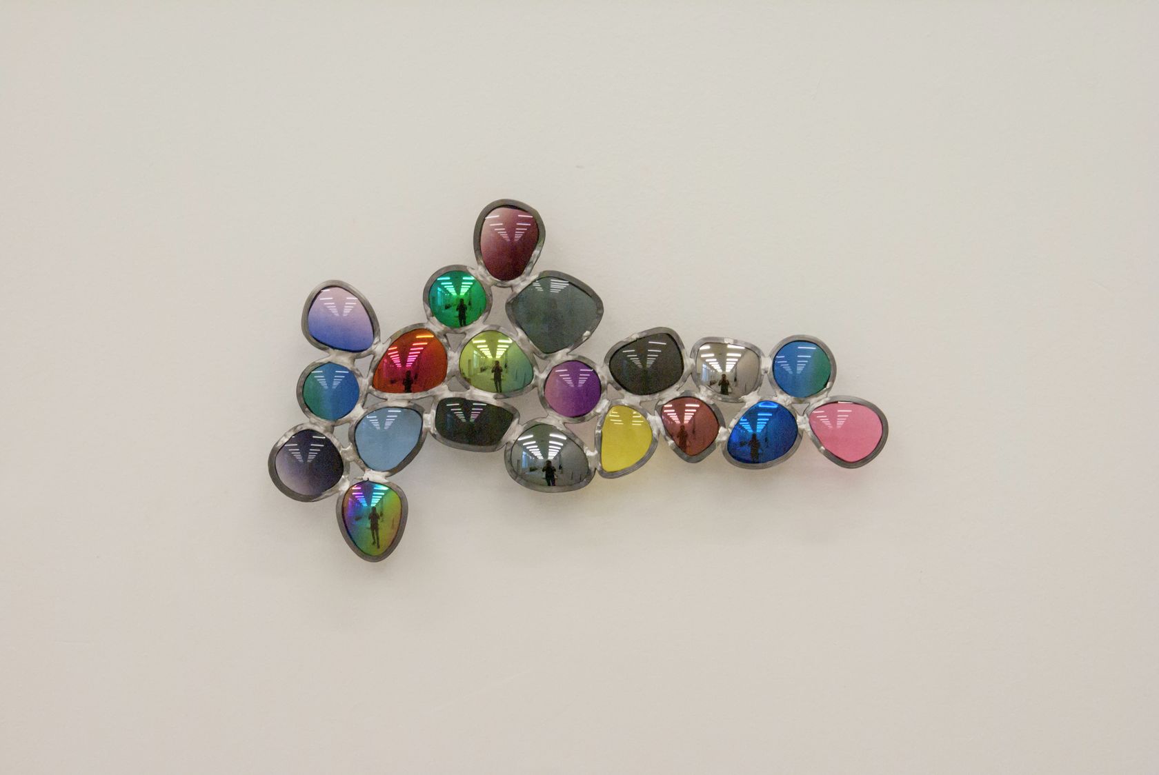 Jim Lambie, TBC-2, 2018