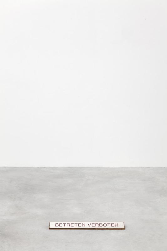 Lara Favaretto, Betreten verboten, 2012/2017