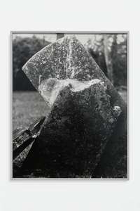 Sam Falls, Monument to time (Lovers), 2016