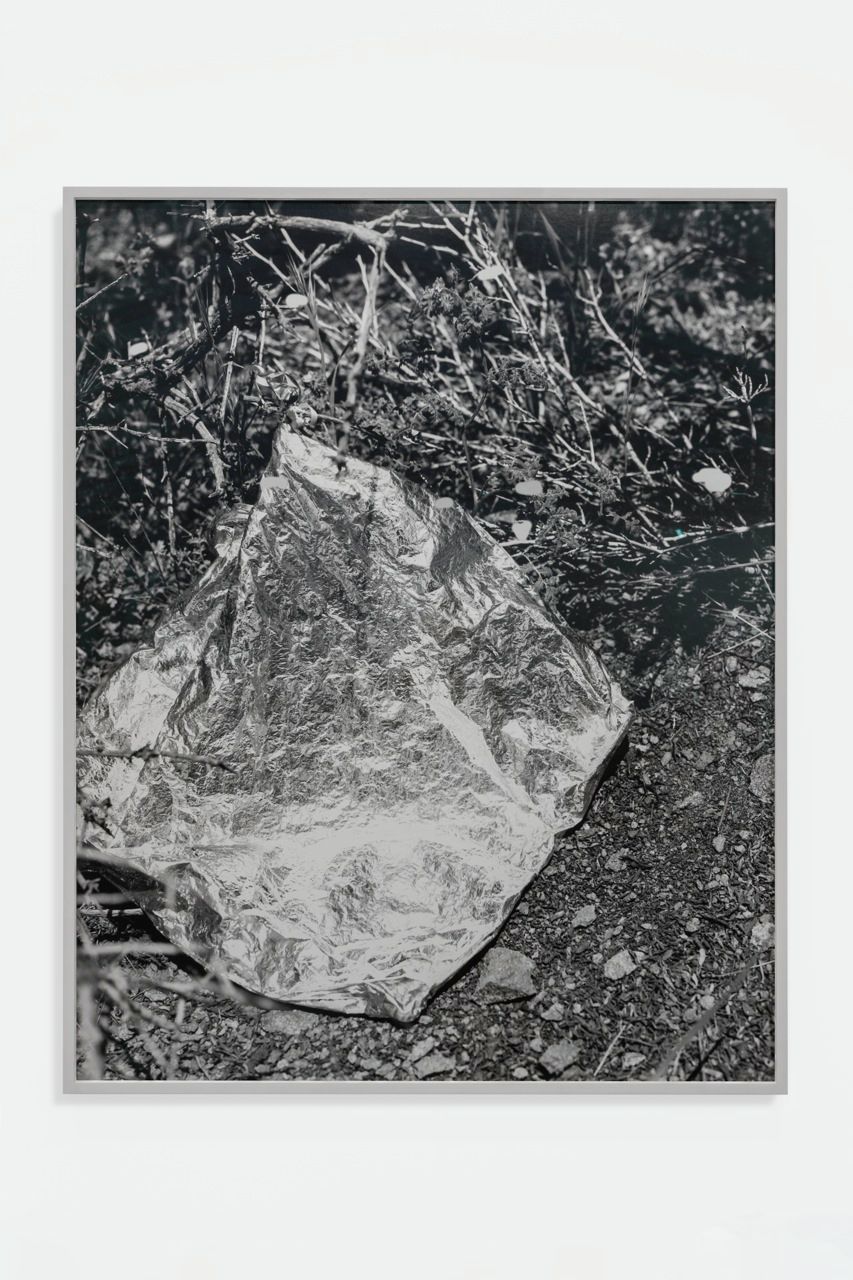 Sam Falls, Distance, 2016