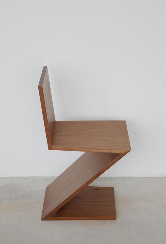 Simon Starling, A Zig-Zag Chair , 2015